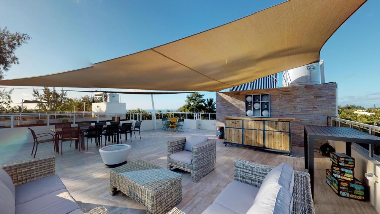 Apartamento Penthouse - Private Roof Terrace - Sea & Mountain View Grand Baie Exterior foto