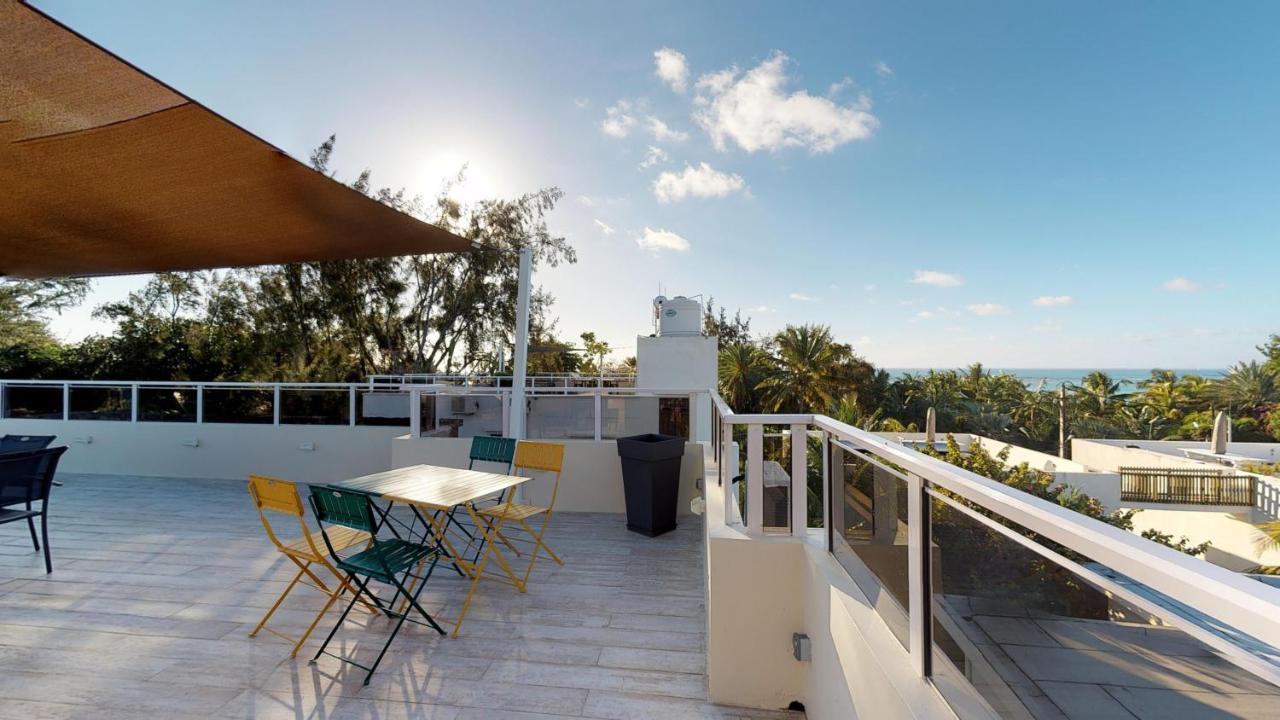 Apartamento Penthouse - Private Roof Terrace - Sea & Mountain View Grand Baie Exterior foto