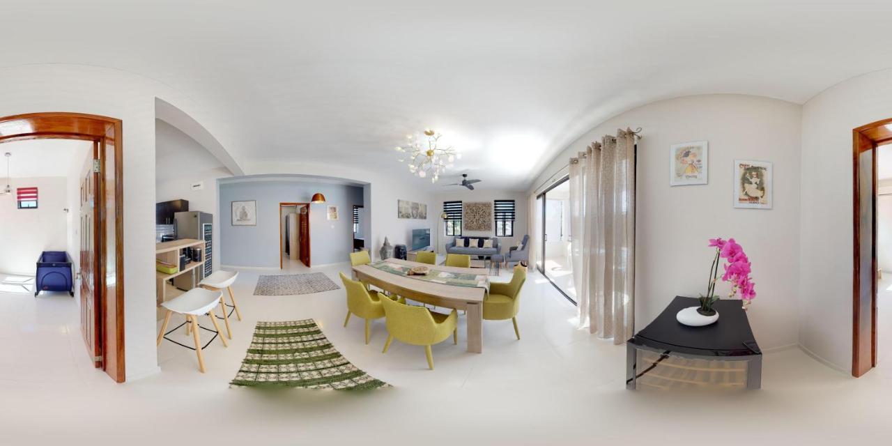 Apartamento Penthouse - Private Roof Terrace - Sea & Mountain View Grand Baie Exterior foto